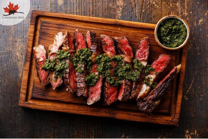 Rib Eye a la parrilla con chimichurri